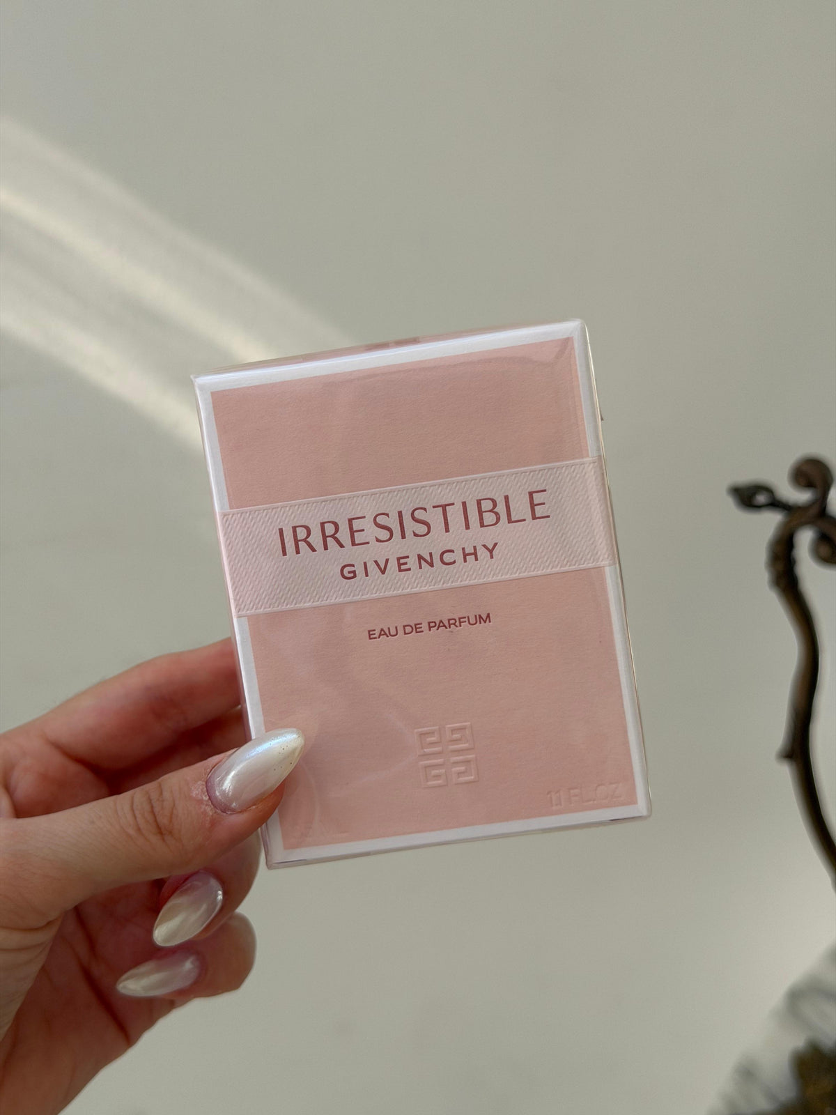 GIVENCHY Irresistible
Eau de Parfum
Fruity, Woody, Floral