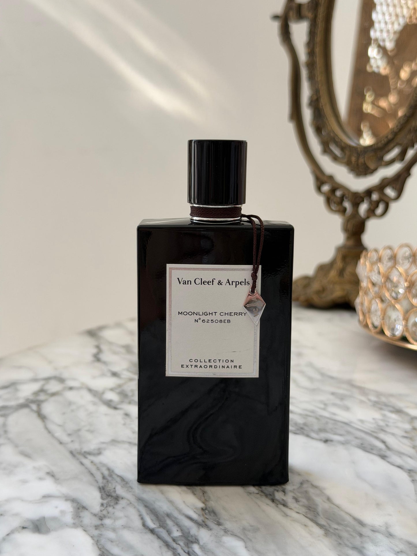 VAN CLEEF & ARPELS Moonlight Cherry Eau De Parfum - Collection Extraordinaire