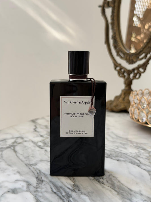 VAN CLEEF & ARPELS Moonlight Cherry Eau De Parfum - Collection Extraordinaire