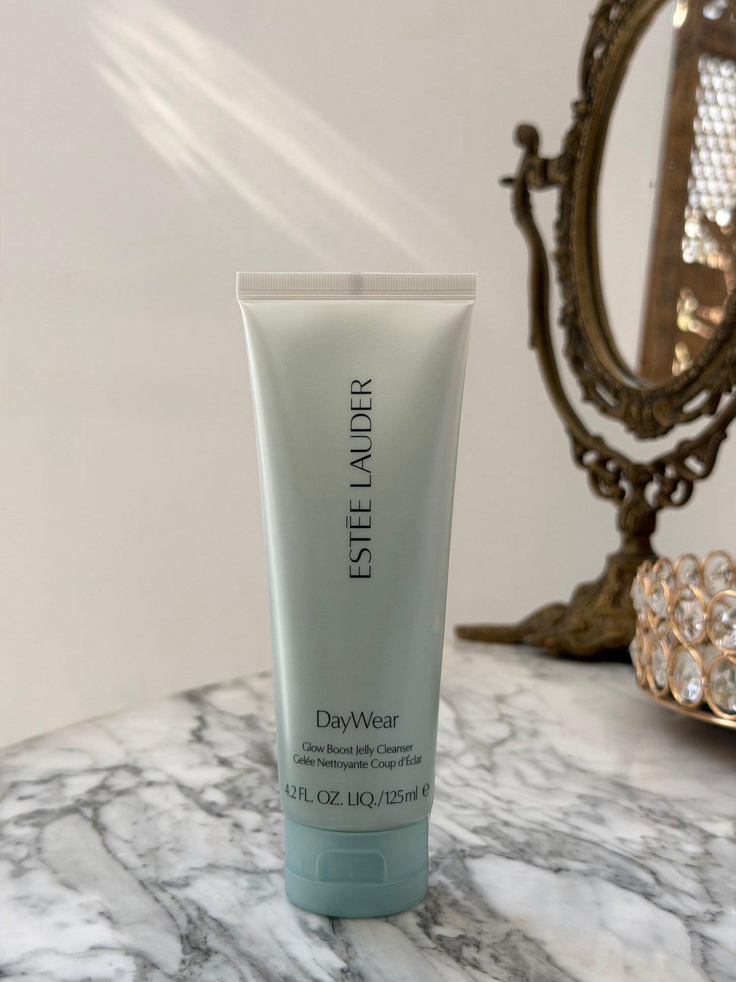 ESTEE LAUDER Daywear Glow Boost Jelly Cleanser