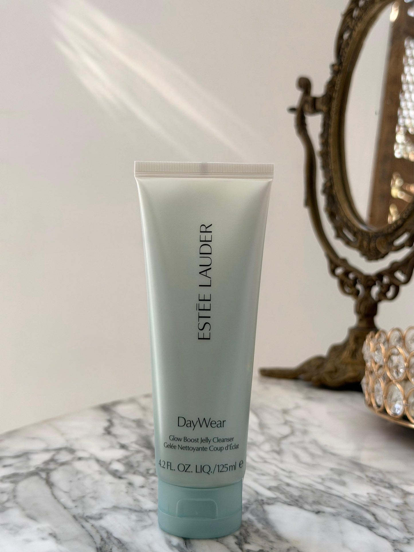 ESTEE LAUDER Daywear Glow Boost Jelly Cleanser