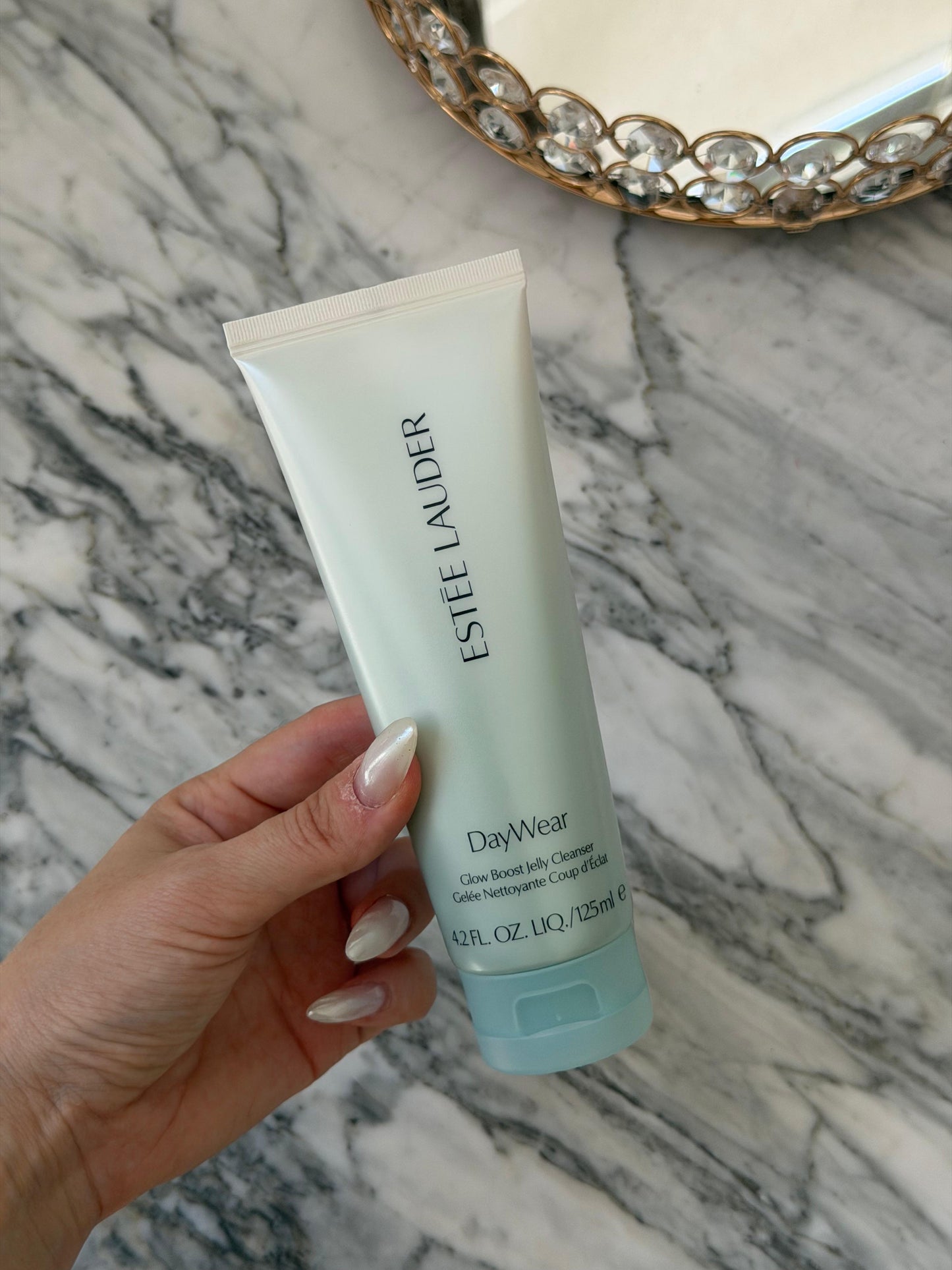ESTEE LAUDER Daywear Glow Boost Jelly Cleanser