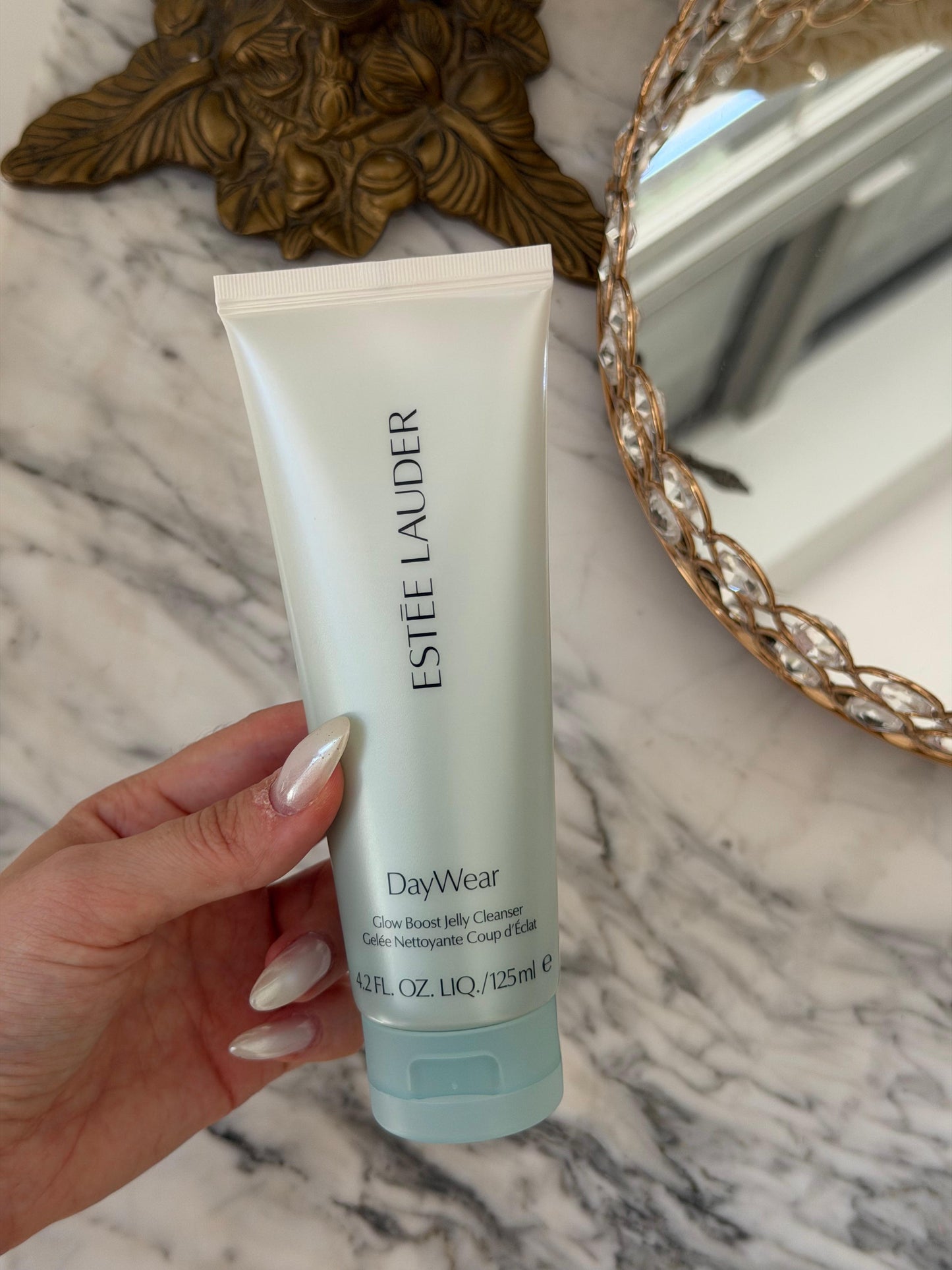 ESTEE LAUDER Daywear Glow Boost Jelly Cleanser