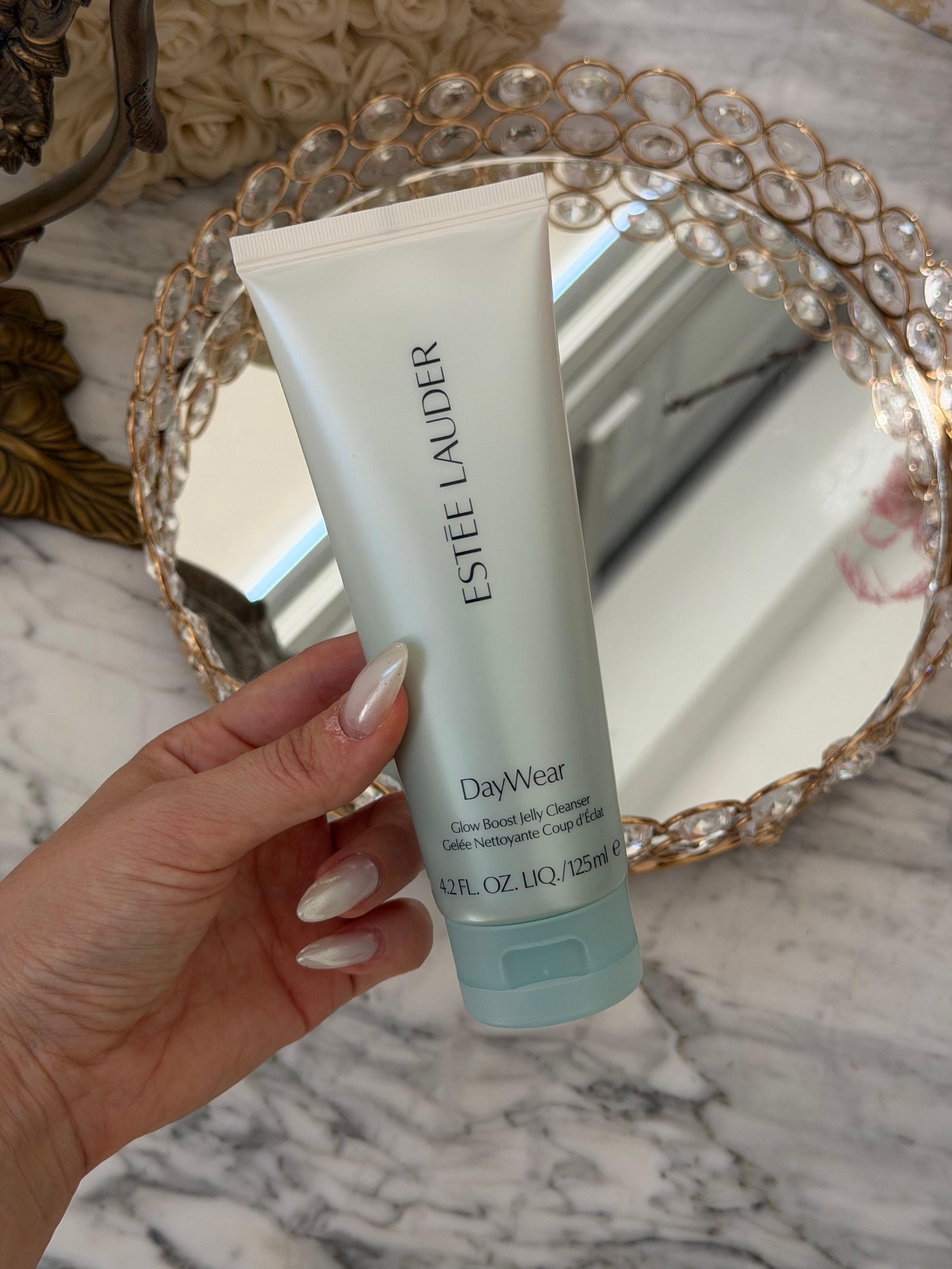 ESTEE LAUDER Daywear Glow Boost Jelly Cleanser
