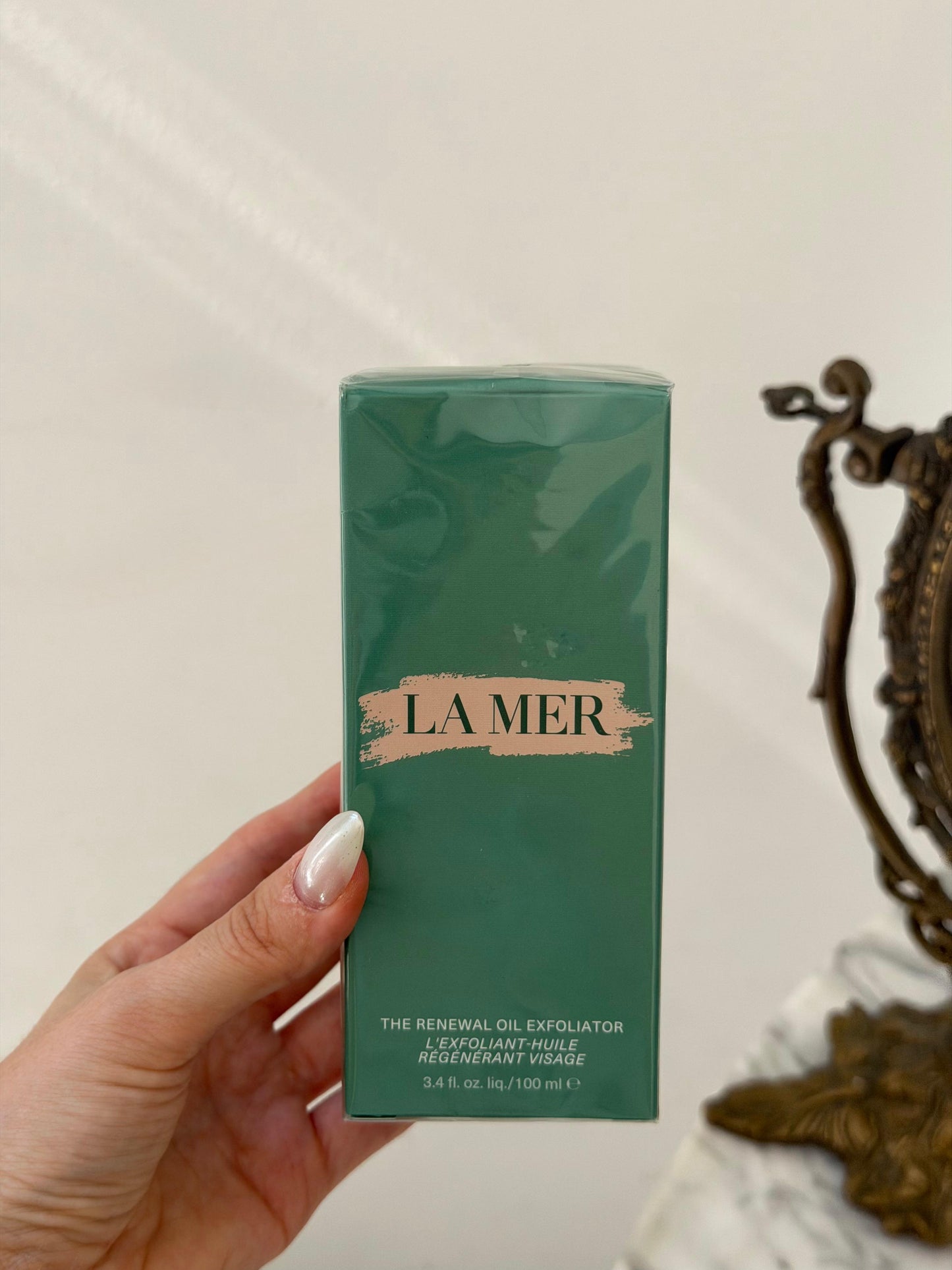LA MER The Renewal Oil Exfoliator