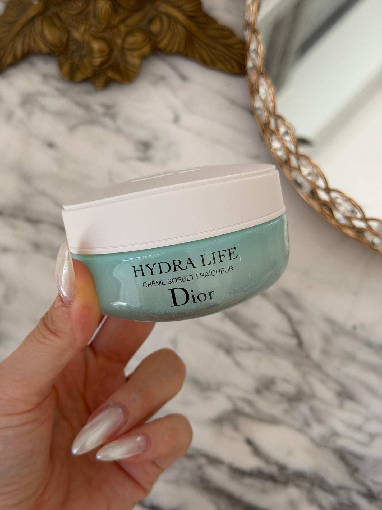 DIOR Hydra Life Fresh Sorbet Creme
Hydrating Face and Neck Cream - Hydrates, Plumps and Enhances