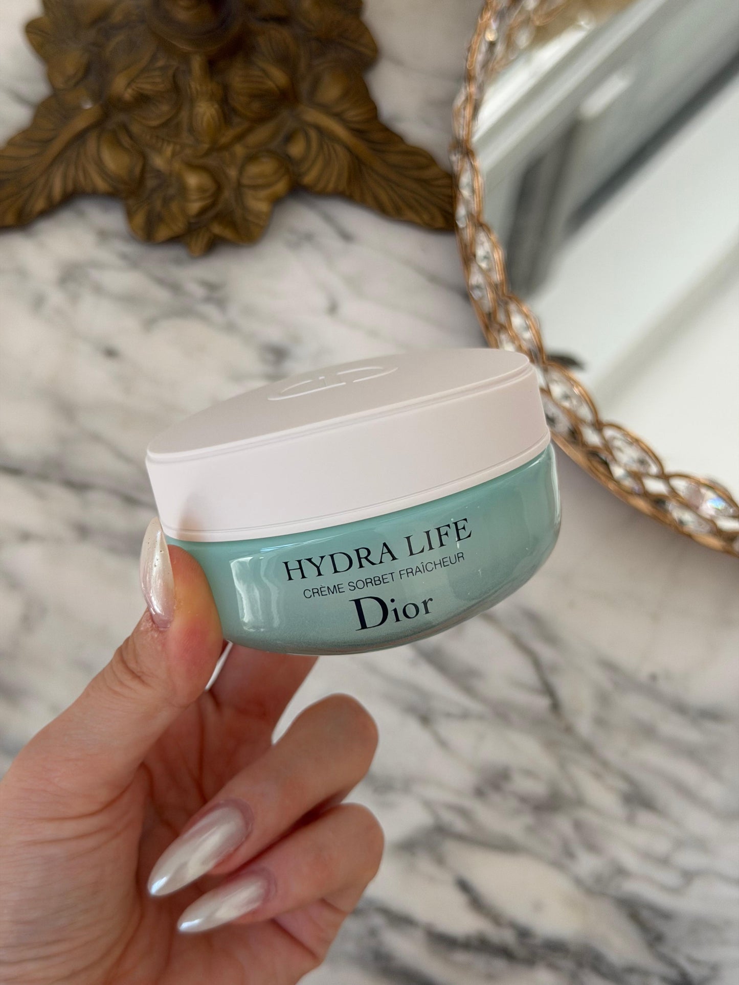 DIOR Hydra Life Fresh Sorbet Creme
Hydrating Face and Neck Cream - Hydrates, Plumps and Enhances