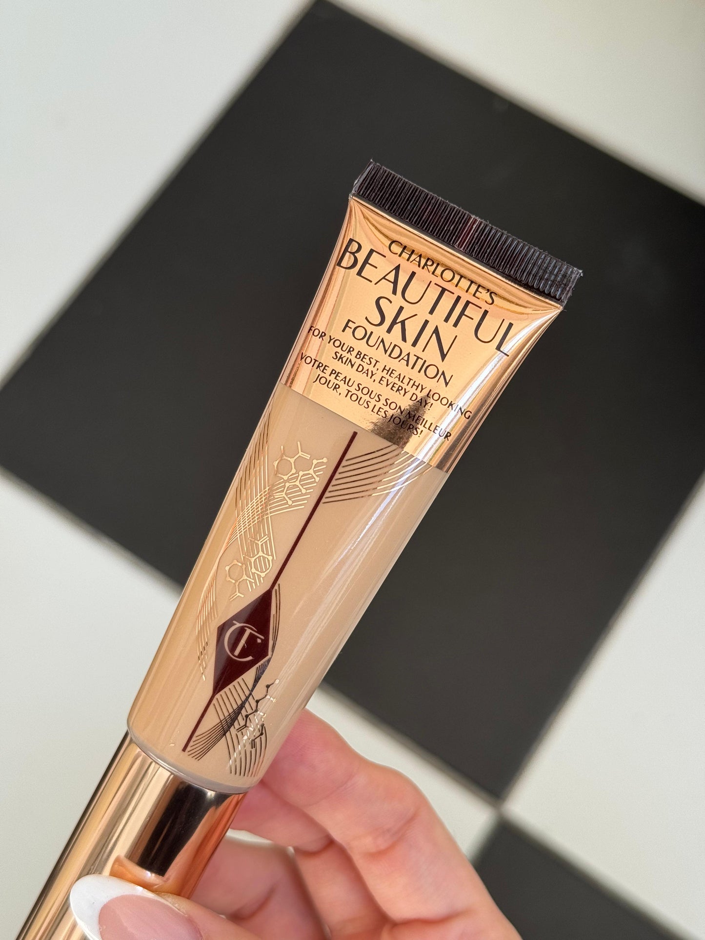 CHARLOTTE TILBURY Charlotte’s Beautiful Skin Foundation (3 Neutral) - Healthy Looking Skin Every Day