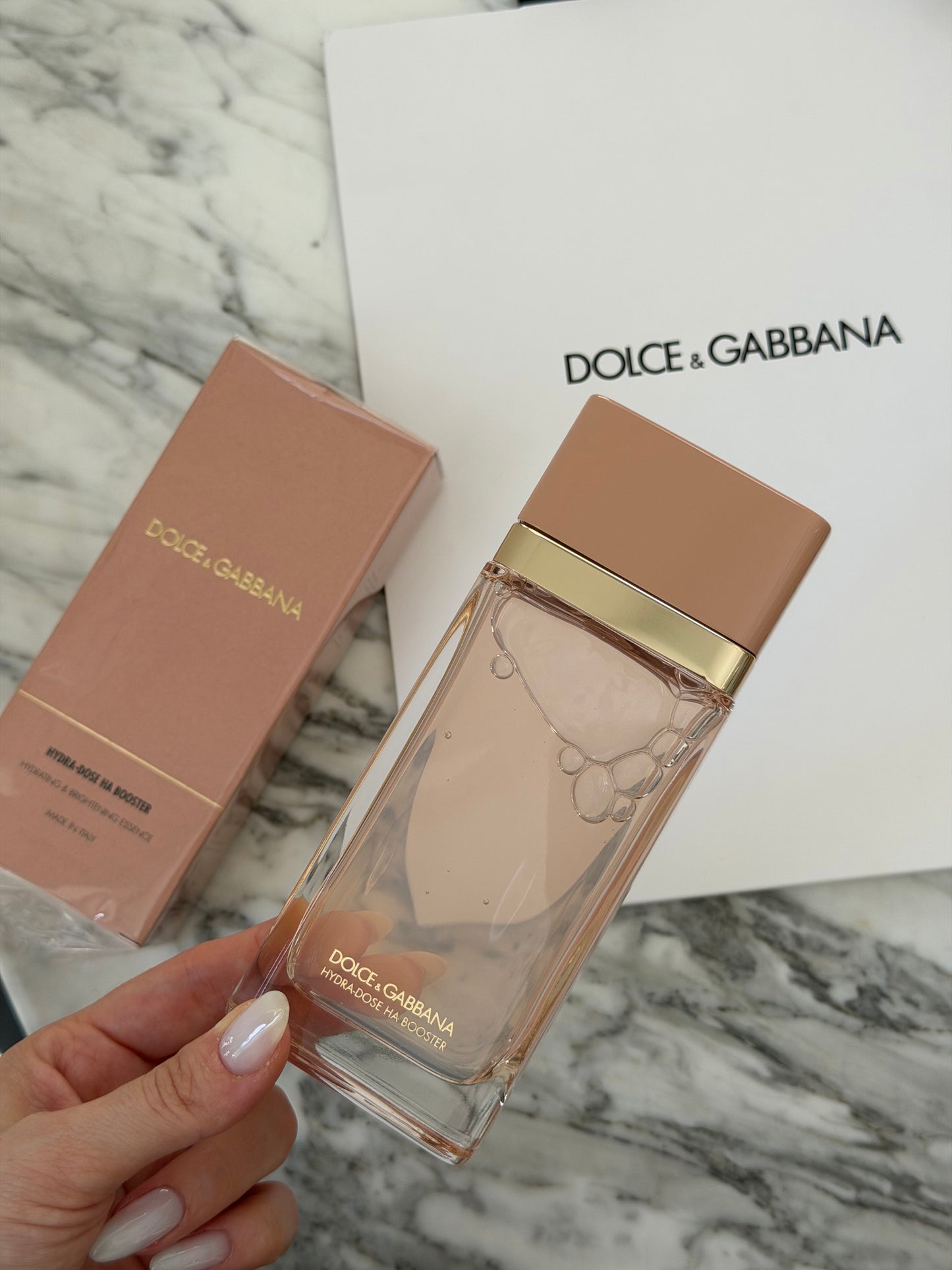 DOLCE&GABBANA Hydra-Dose HA Booster
Hydrating & Brightening Essence