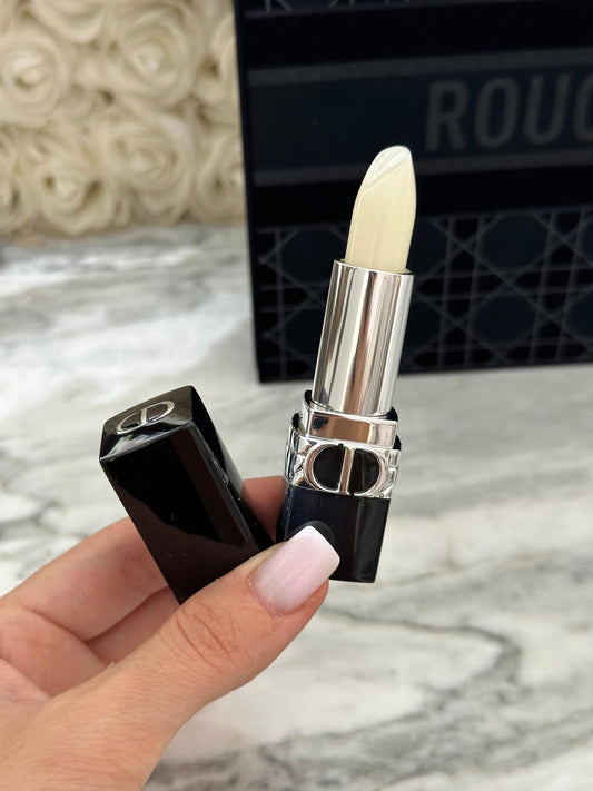 DIOR Rouge (000)
Couture Color Lipstick - Velvet and Satin Finishes - Hydrating Floral Lip Care - Long Wear