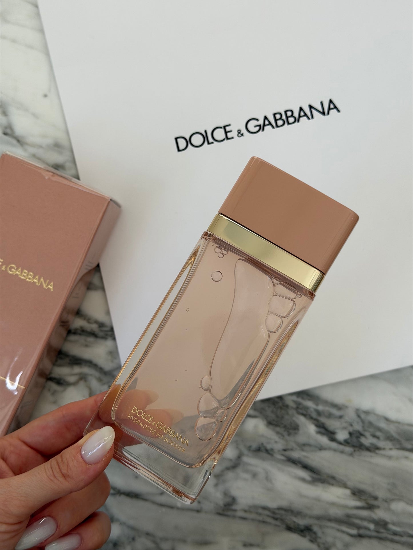 DOLCE&GABBANA Hydra-Dose HA Booster
Hydrating & Brightening Essence