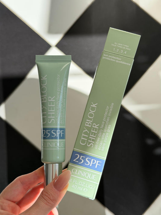 CLINIQUE City Block™ Sheer Oil-Free Daily Face Protector Broad Spectrum SPF25