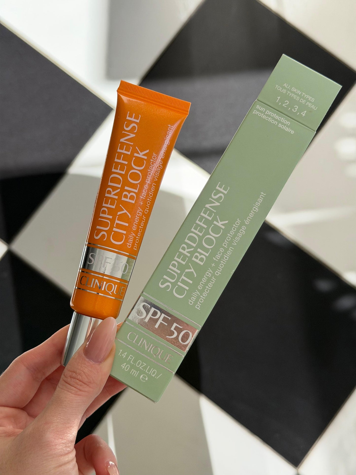 CLINIQUE Superdefense™ City Block Broad Spectrum SPF50 Daily Energy + Face Protector
