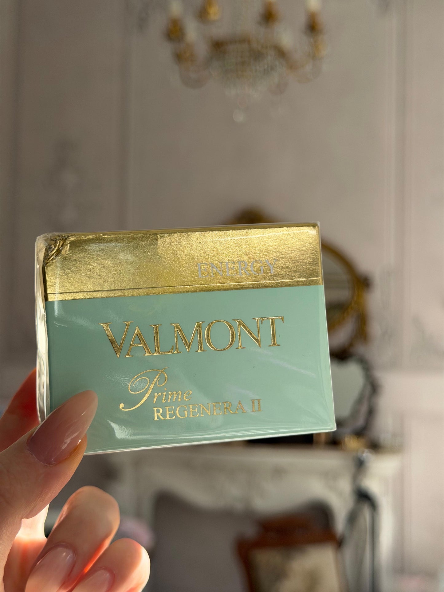 VALMONT Energy Prime Rigenera II
Intense Nutrition And Repairing Cream