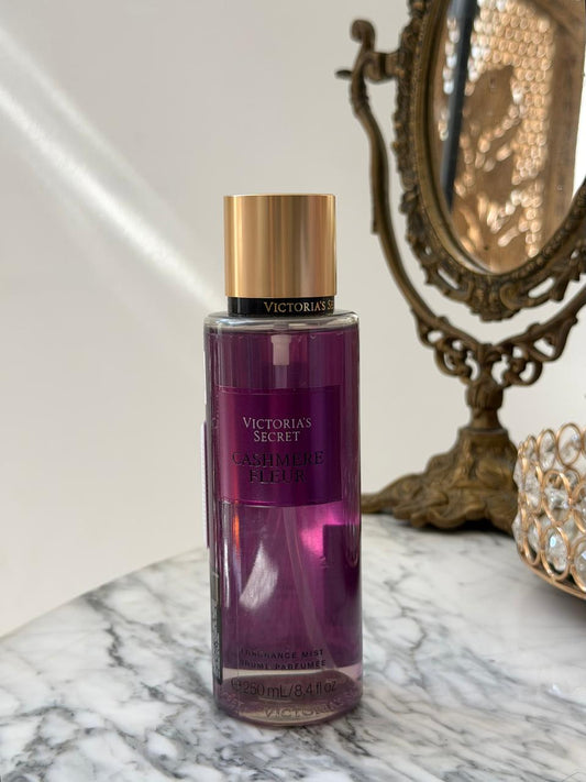 VICTORIA’S SECRET Cashmere Fleur
Fragrance Mist