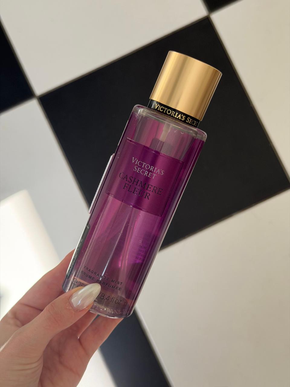 VICTORIA’S SECRET Cashmere Fleur
Fragrance Mist