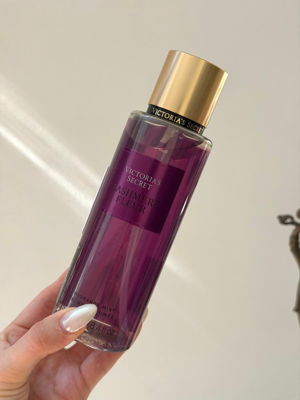 VICTORIA’S SECRET Cashmere Fleur
Fragrance Mist