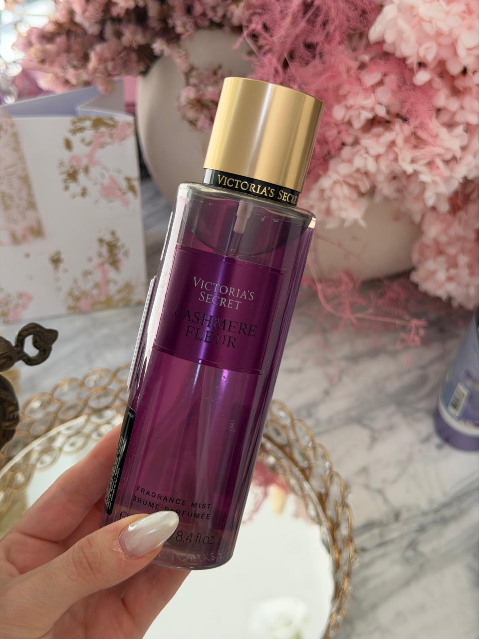 VICTORIA’S SECRET Cashmere Fleur
Fragrance Mist