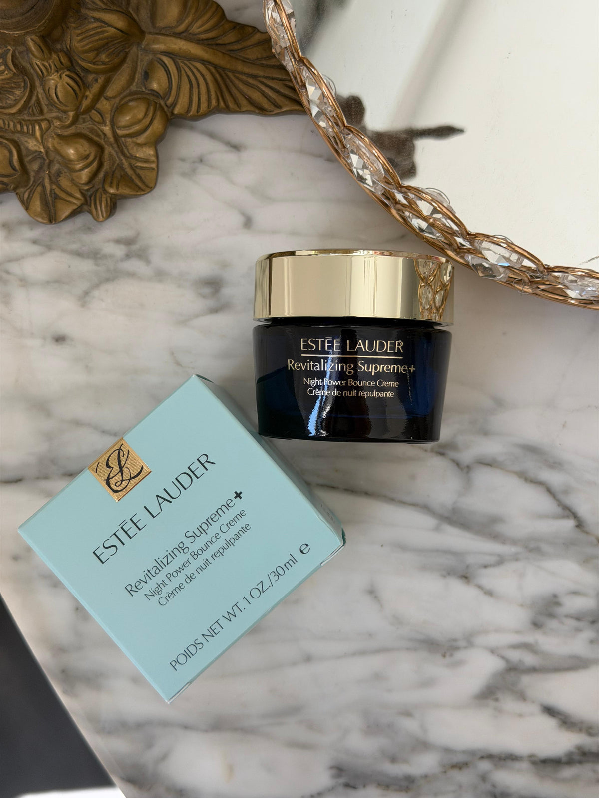 ESTEE LAUDER Revitalizing Supreme+
Night Power Bounce Creme Moisturizer