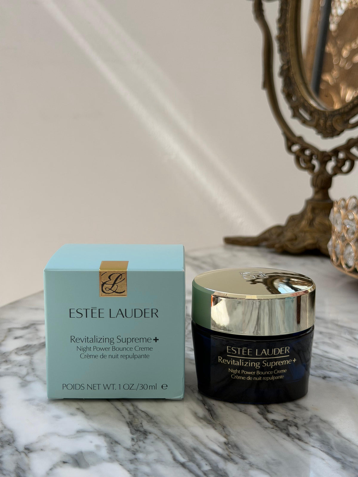 ESTEE LAUDER Revitalizing Supreme+
Night Power Bounce Creme Moisturizer