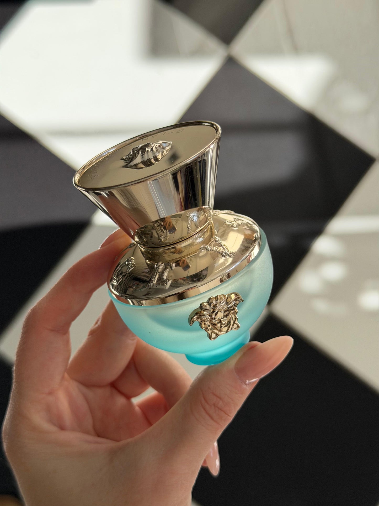 VERSACE Dylan Turquoise For Women - Eau De Toilette