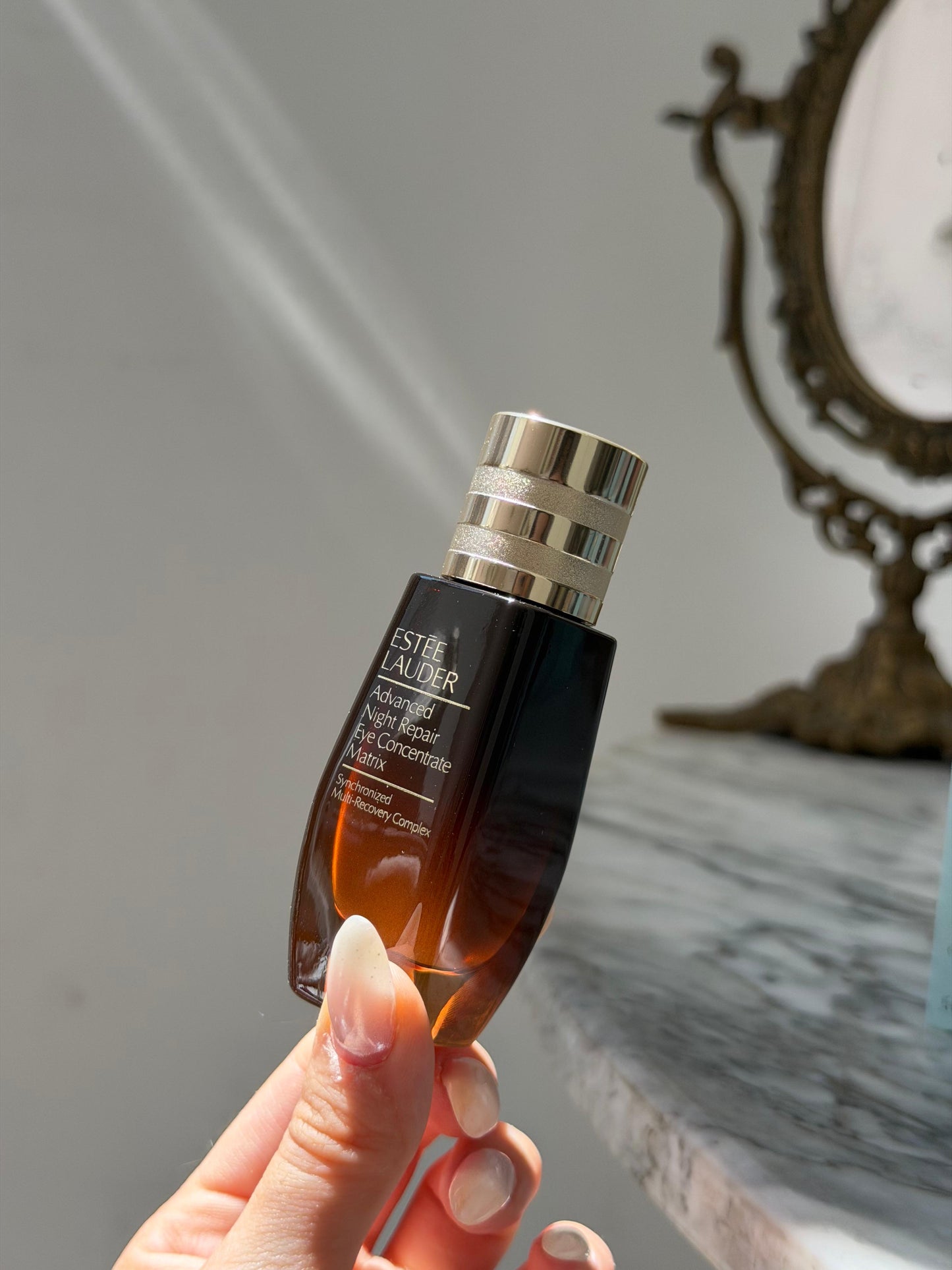 ESTEE LAUDER Advanced Night Repair Eye Concentrate Matrix Synchronized Multi-Recovery Eye Cream