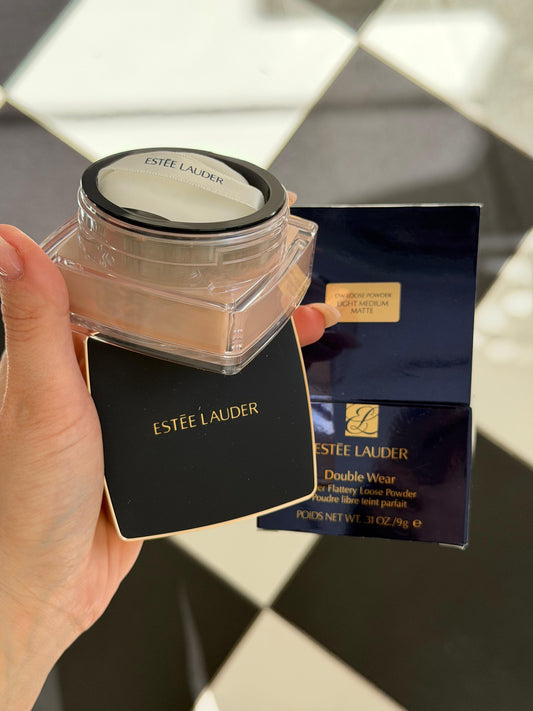 ESTÉE LAUDER Double Wear
Sheer Flattery Loose Powder - Light Medium Matte