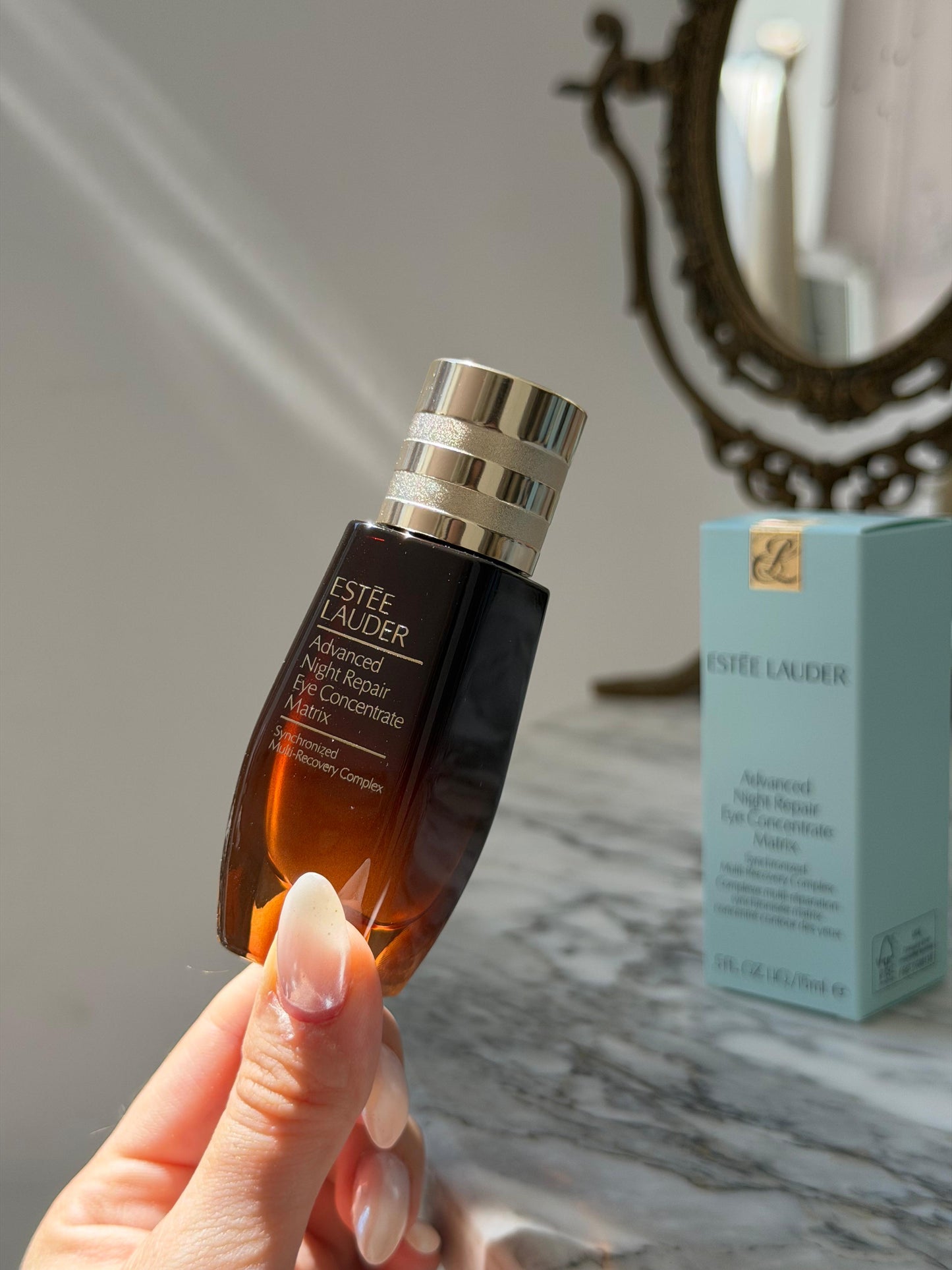 ESTEE LAUDER Advanced Night Repair Eye Concentrate Matrix Synchronized Multi-Recovery Eye Cream