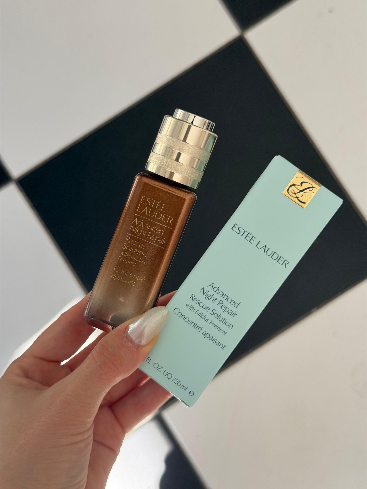 ESTEE LAUDER Advanced Night Repair
Rescue Solution Serum With 15% Bifidus Ferment
