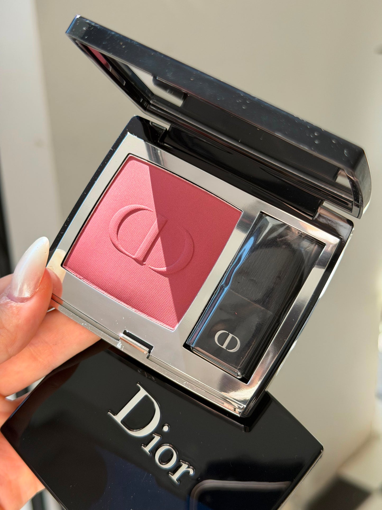 DIOR Rouge Blush
Couture Colour Makeup - Long Wear (720)