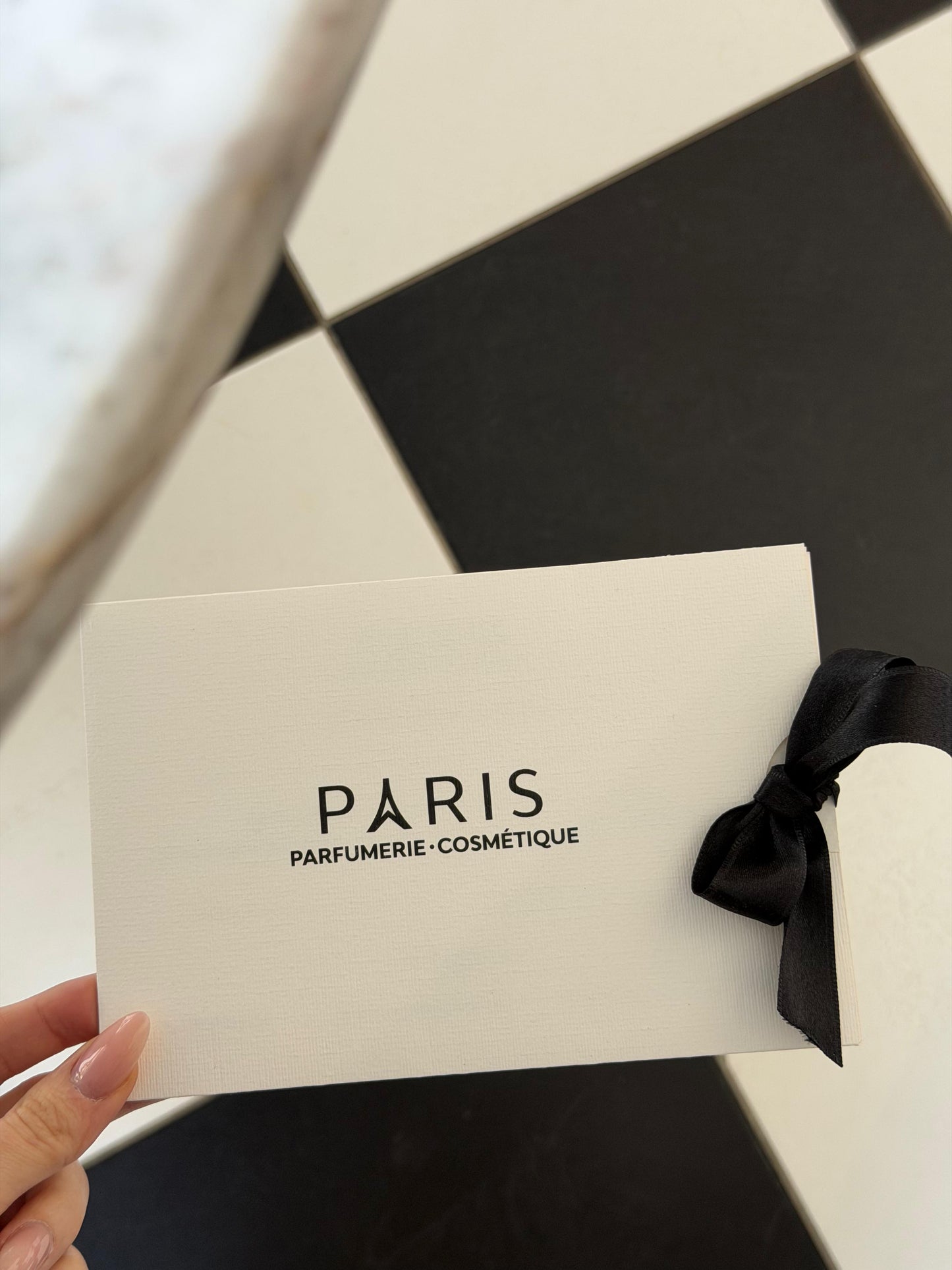 PARIS PARFUMERIE-COSMÉTIQUE Gift Card