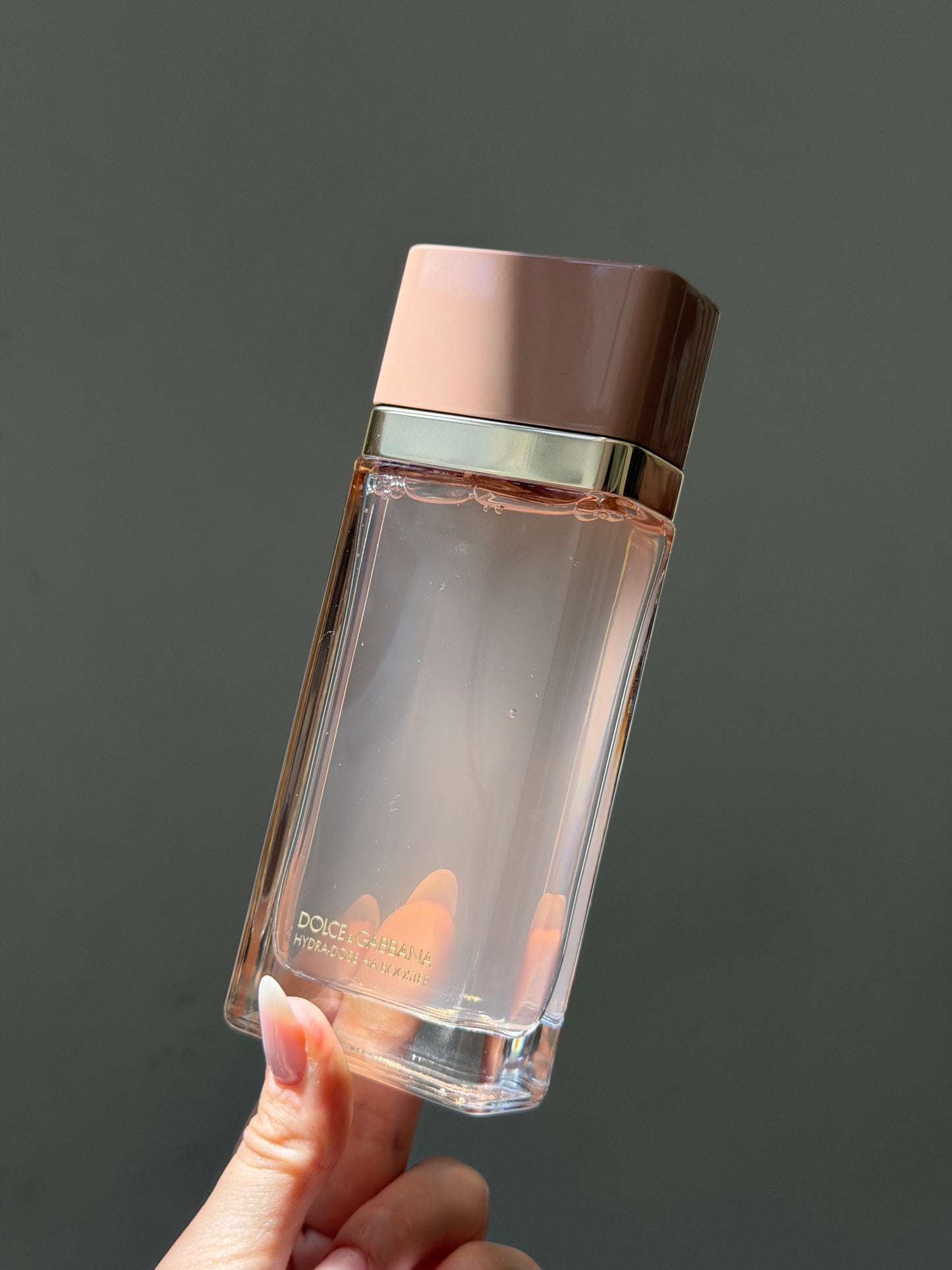 DOLCE&GABBANA Hydra-Dose HA Booster
Hydrating & Brightening Essence