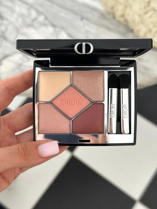 DIOR Diorshow 5 Couleurs
Eye Palette - 5 Eyeshadows - High Color and Long Wear (743)