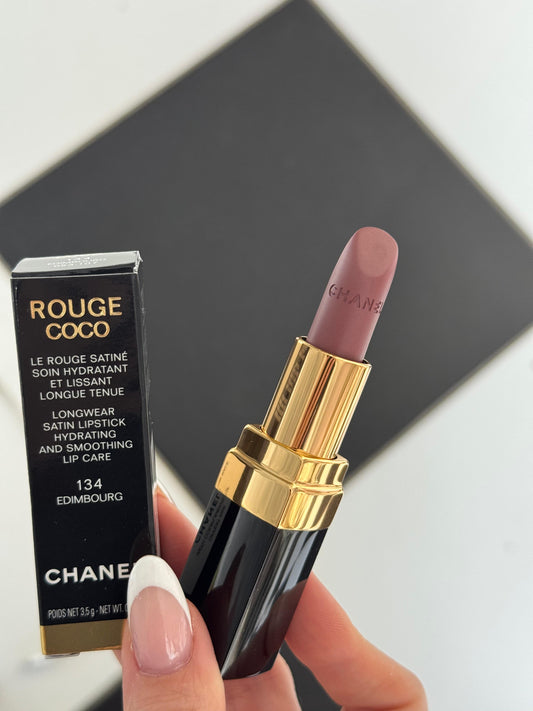CHANEL Rouge Coco (134)
Ultra Hydrating Lipstick