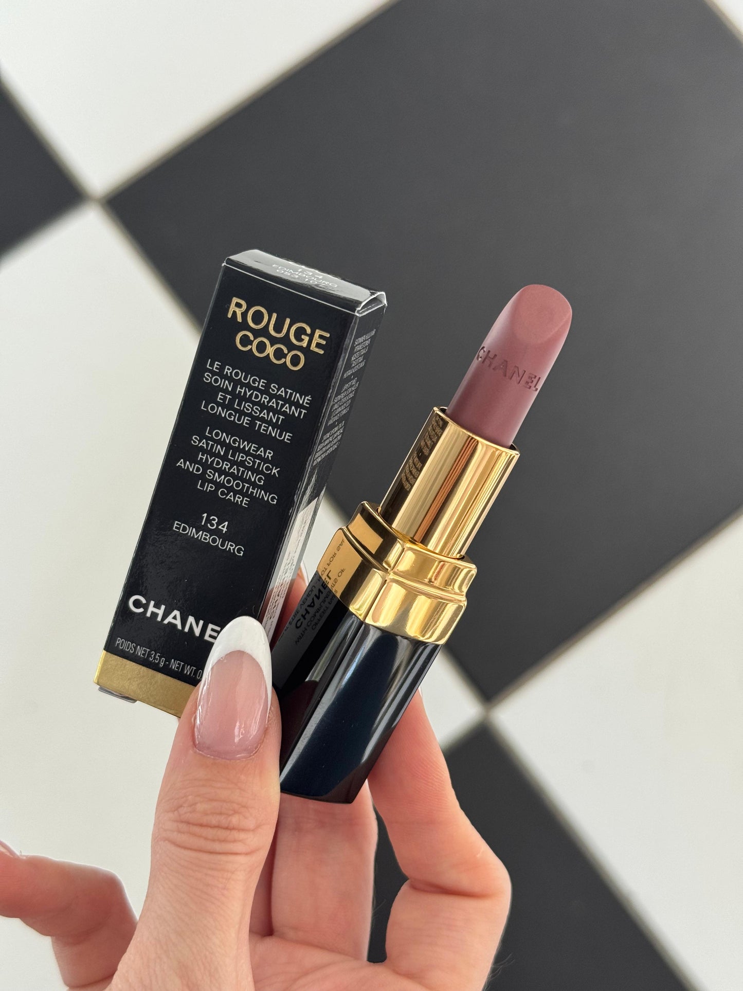 CHANEL Rouge Coco (134)
Ultra Hydrating Lipstick