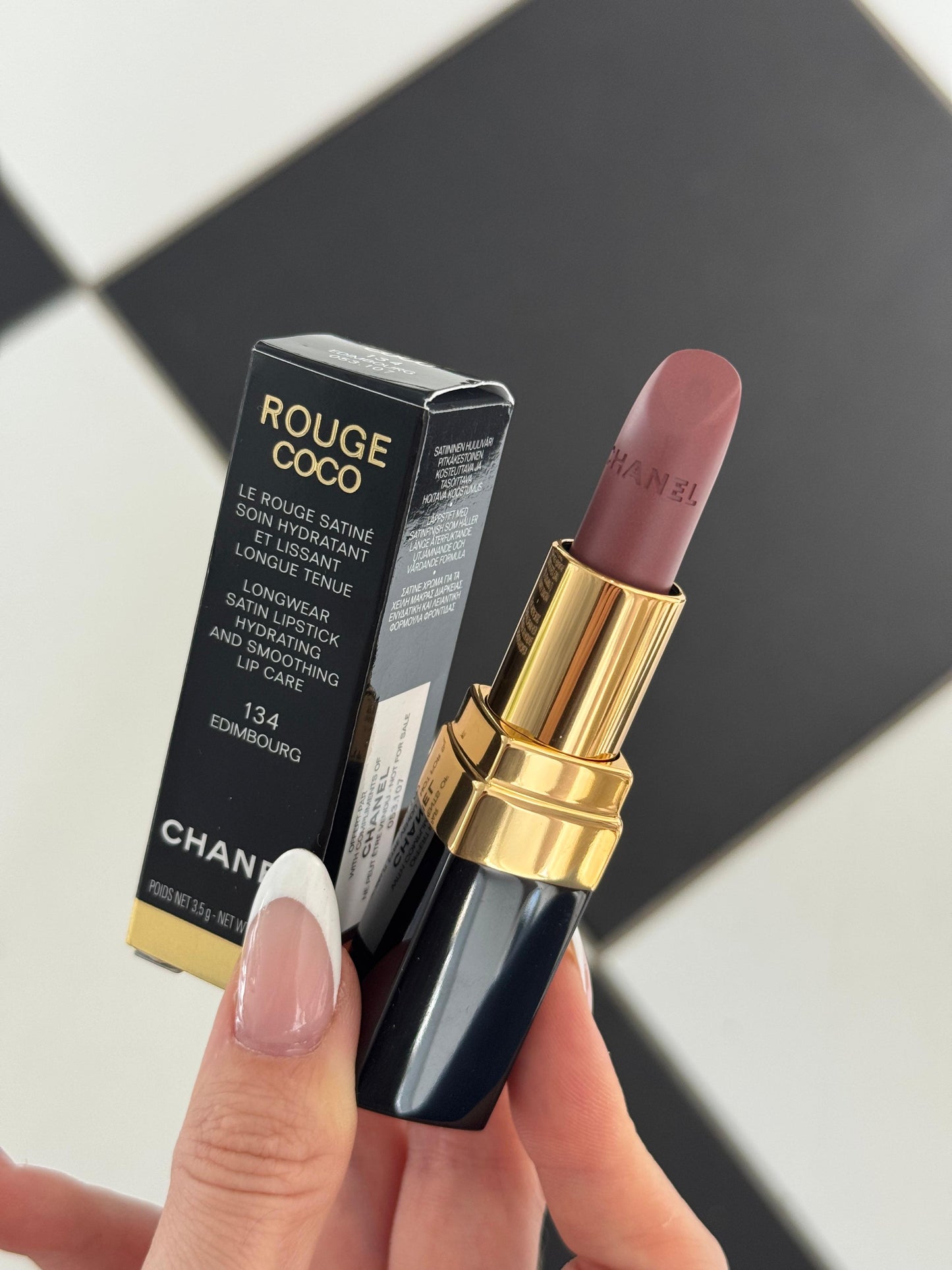 CHANEL Rouge Coco (134)
Ultra Hydrating Lipstick