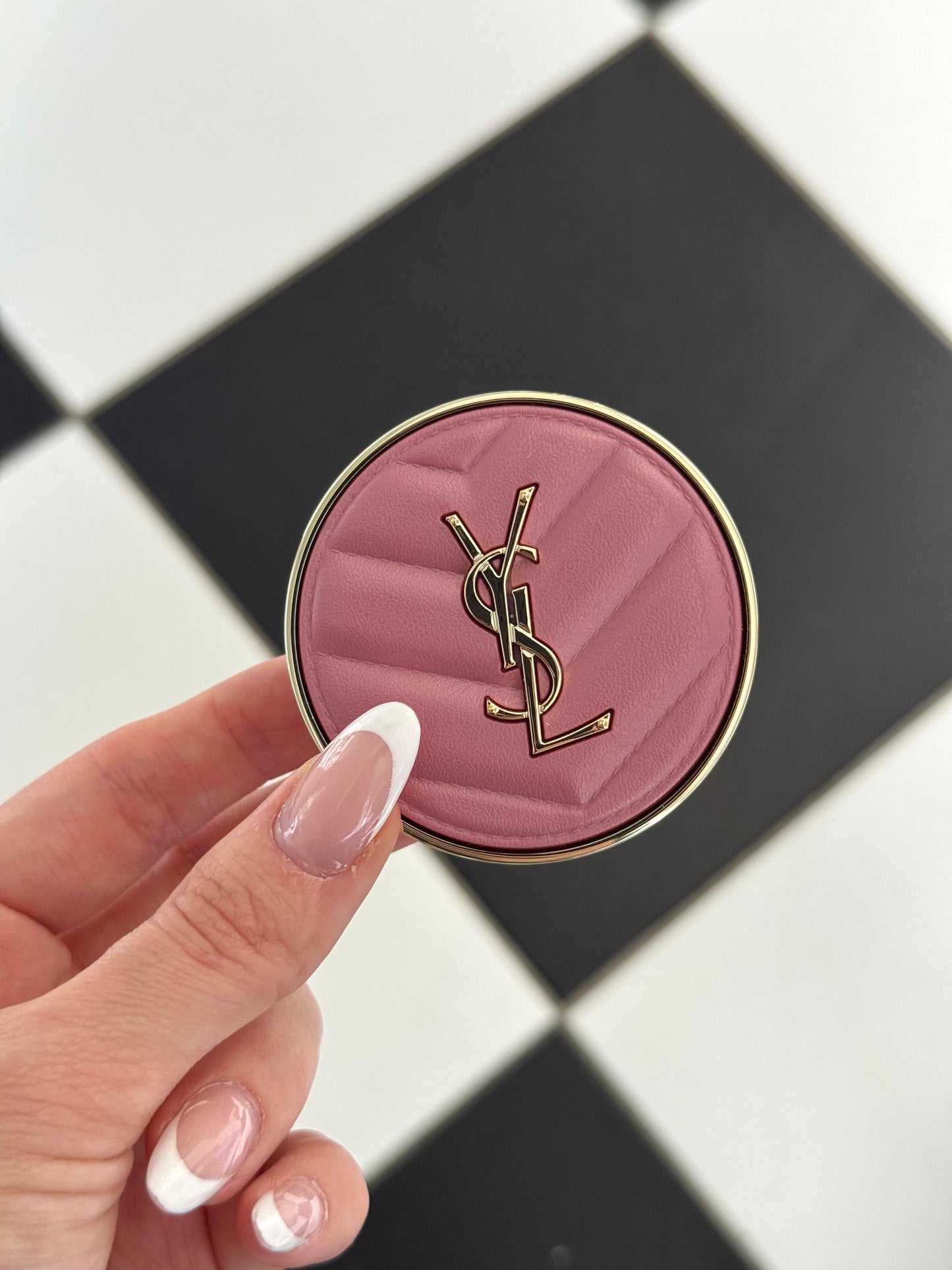 YSL Make Me Blush - Bold Blurring Blush (44)