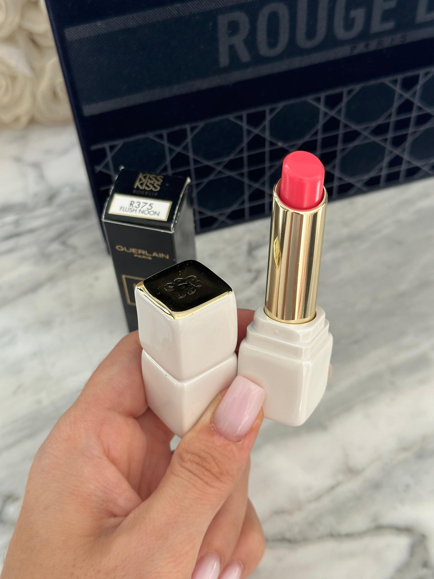 GUERLAIN Kisskiss
Shaping Cream Lip Color