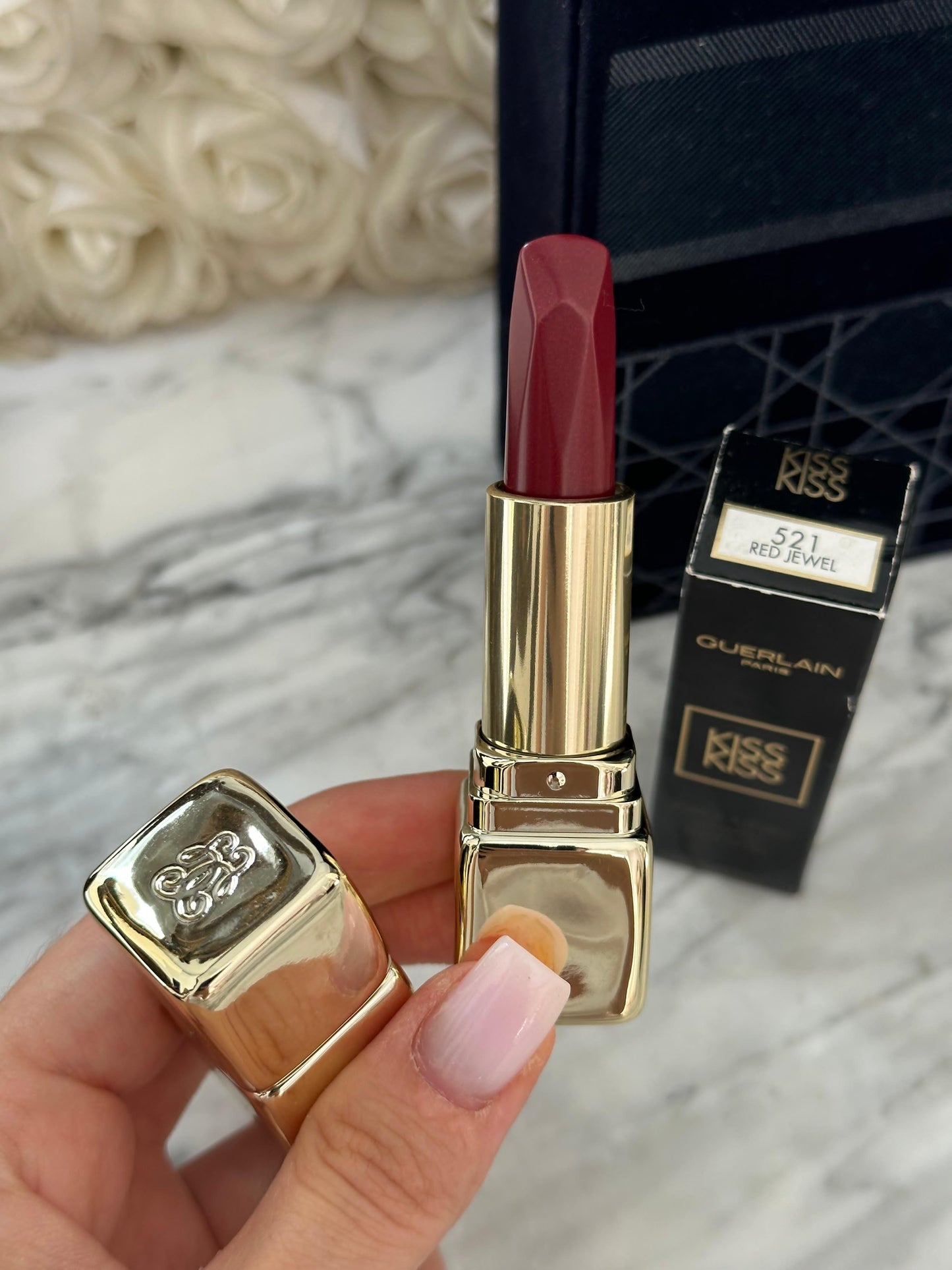 GUERLAIN Kisskiss
Shaping Cream Lip Color