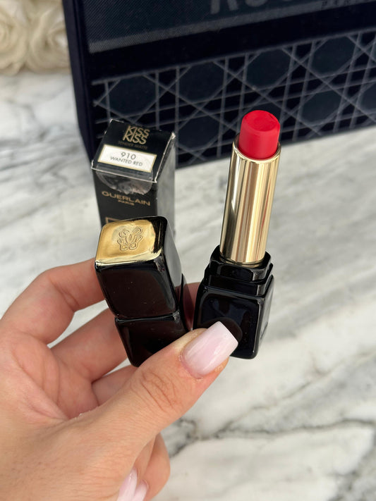 GUERLAIN Kisskiss (910)
Shaping Cream Lip Color