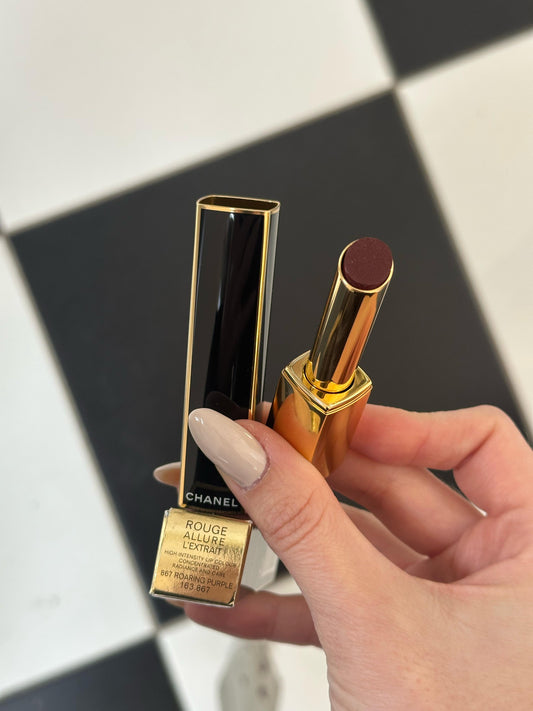CHANEL Rouge Allure L’Extrait
High-Intensity Lipstick (867) - Concentrated Radiance and Care