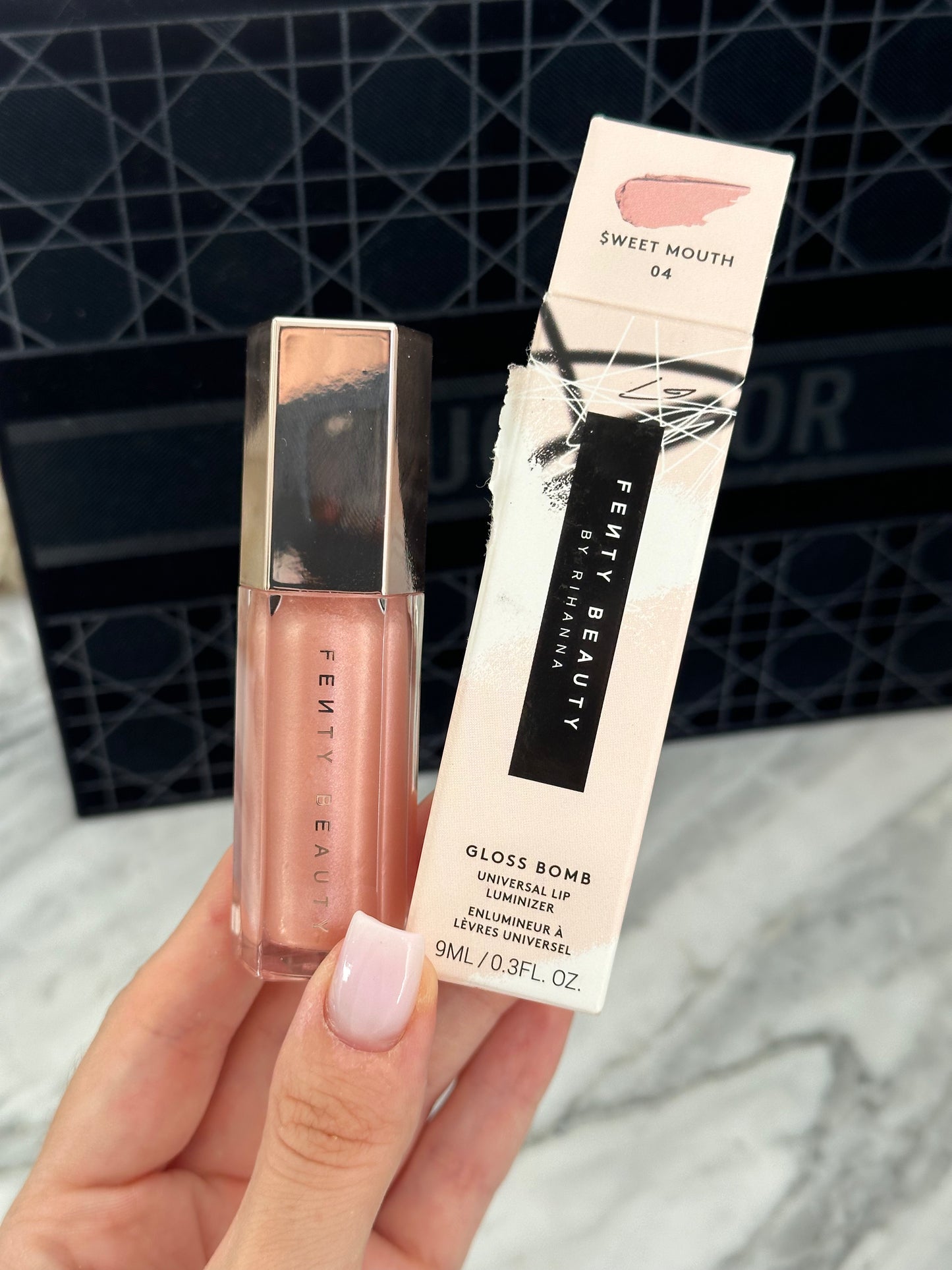 FENTY BEAUTY Gloss Bomb Universal Lip Luminizer