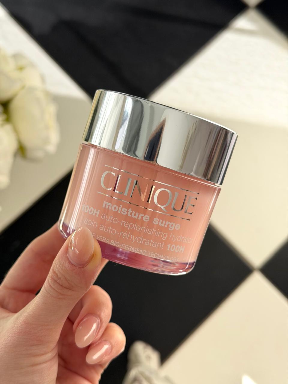 CLINIQUE Moisture Surge™ 100H Auto-Replenishing Hydrator