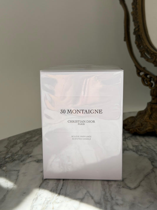 DIOR 30 Montaigne Scented Candle - Amber and Spicy Notes