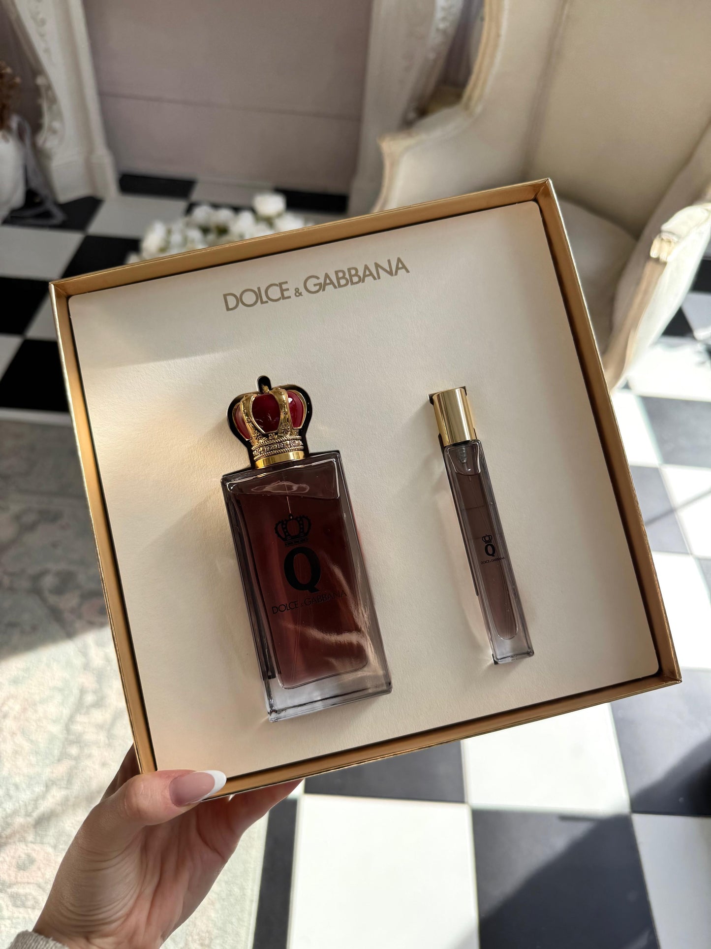 DOLCE&GABBANA Queen Eau De Parfum Intense Gift Set