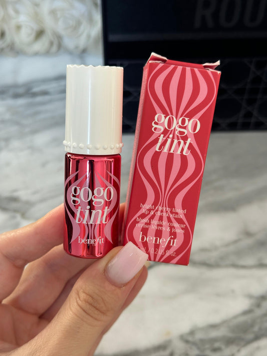 BENEFIT Benetint - Gogo Tint
Rose-Tinted Lip & Cheek Stain