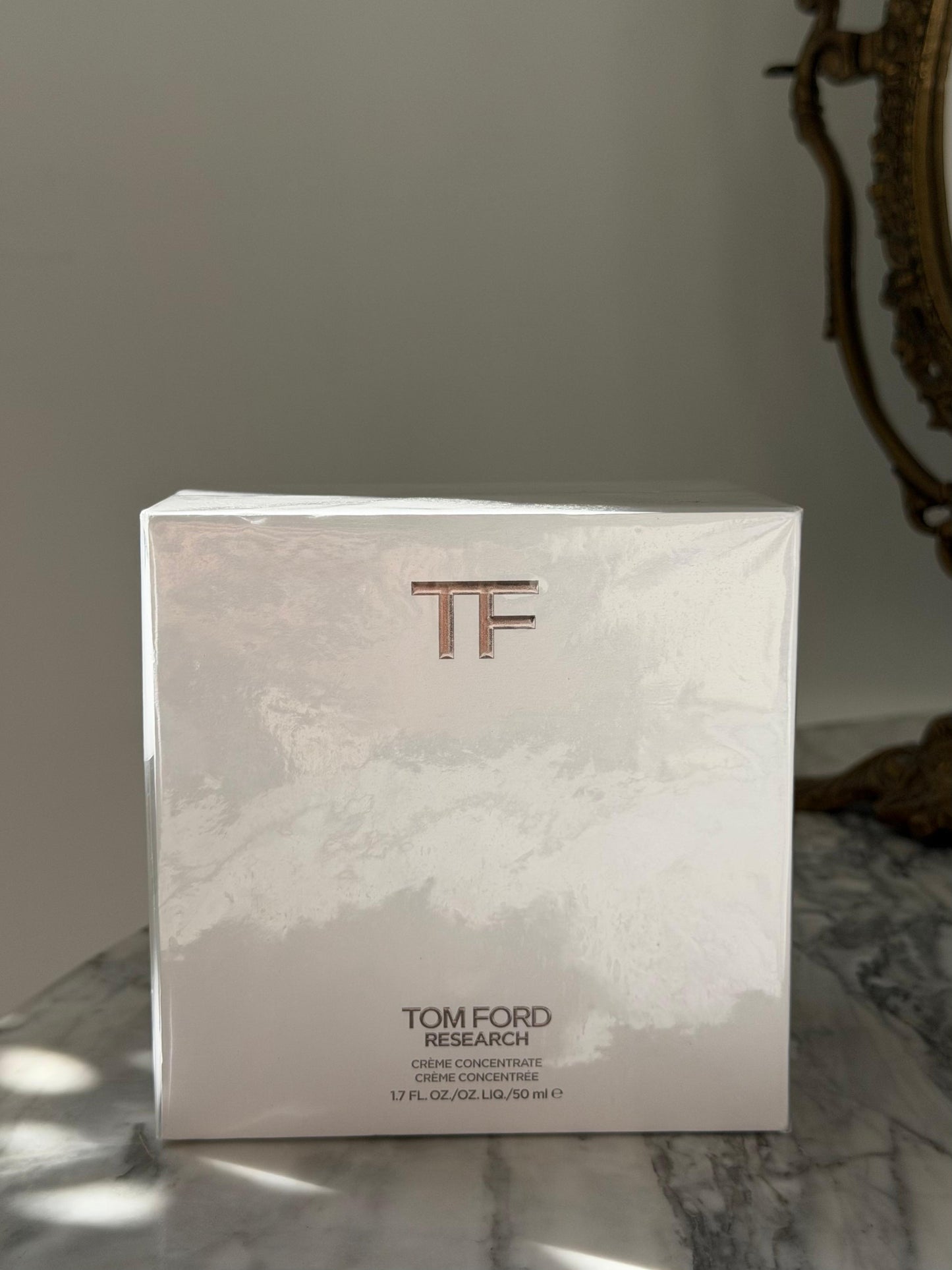 TOM FORD Research Cream Concentrate
Hydrating, Ultra-Rich Cream With A Feather-Light Feel