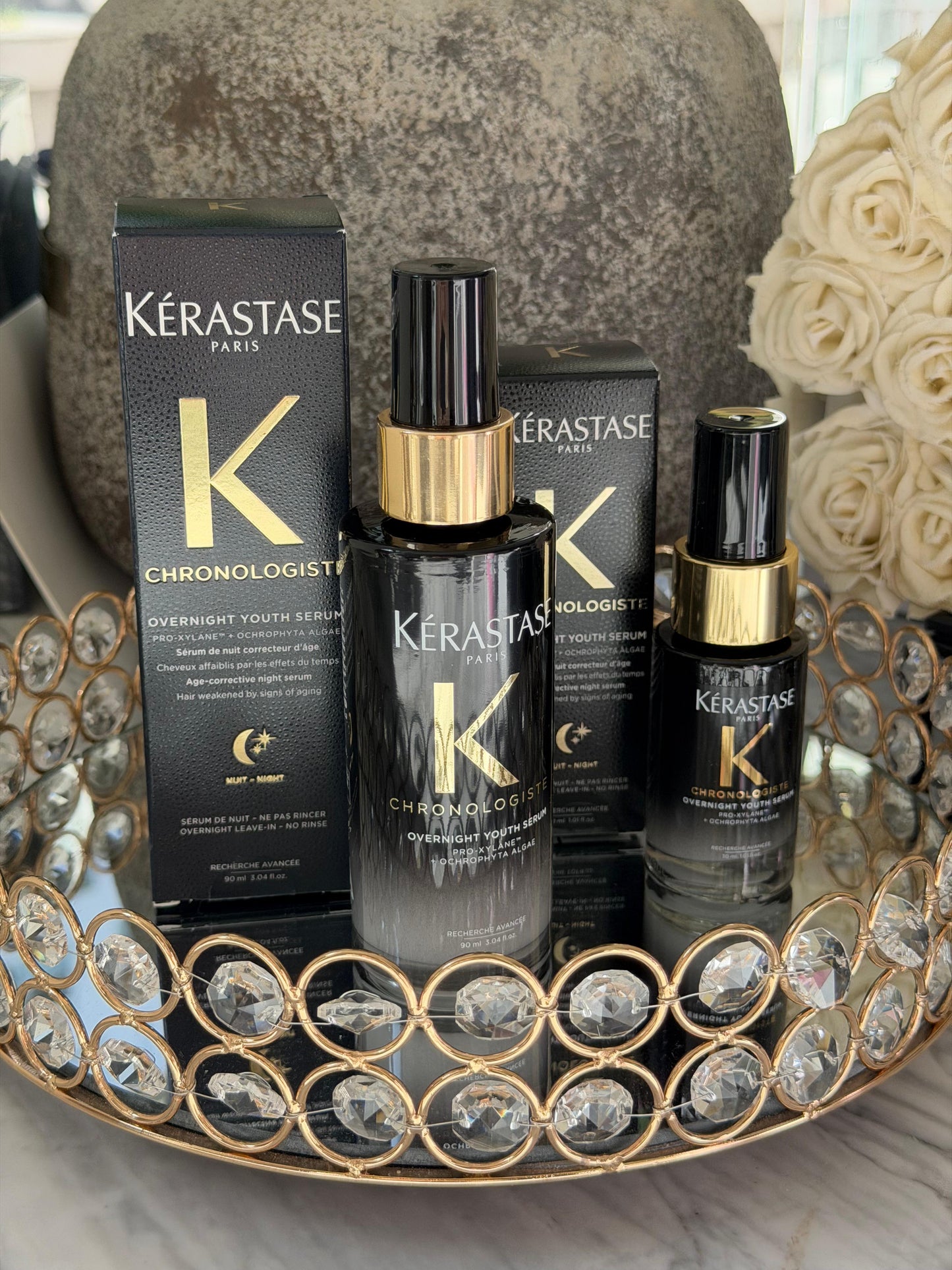 KERASTASE Chronologiste Overnight Youth Serum
Luxurious Overnight Age-Corrective Leave-In Hair Serum