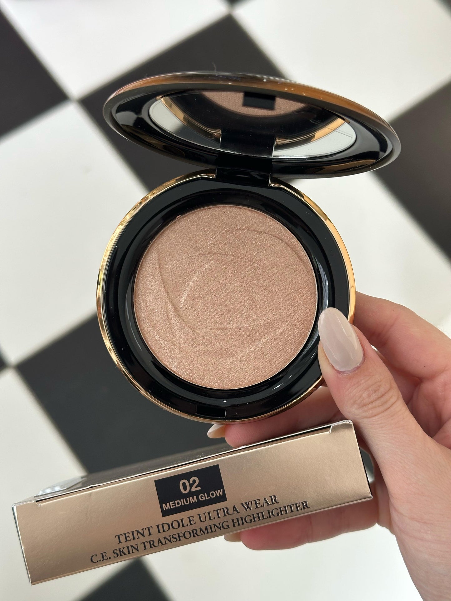 LANCÔME Teint Idole Ultra Wear C.E Skin Transforming Highlighter (02)