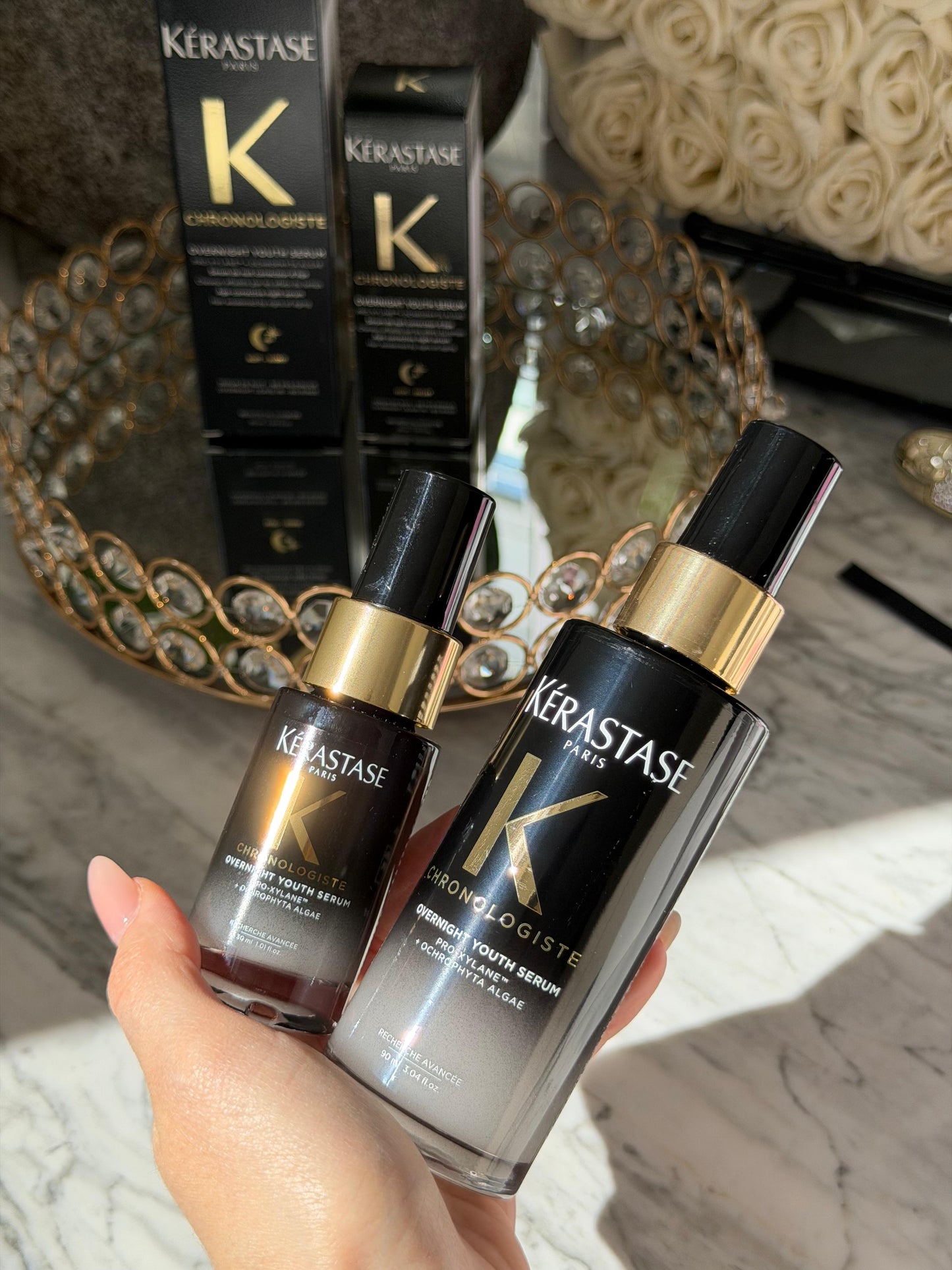KERASTASE Chronologiste Overnight Youth Serum
Luxurious Overnight Age-Corrective Leave-In Hair Serum